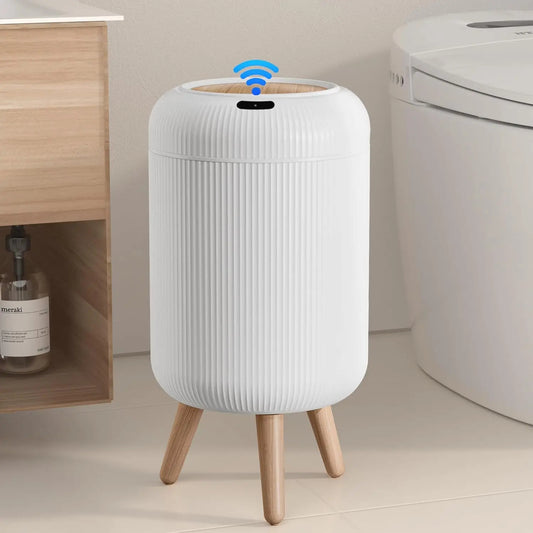 Touch-Free Smart Trash Bin